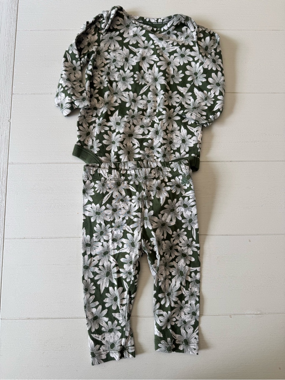 GAP Olive Green & White Floral Kids Set - Long Sleeve Top & Pants